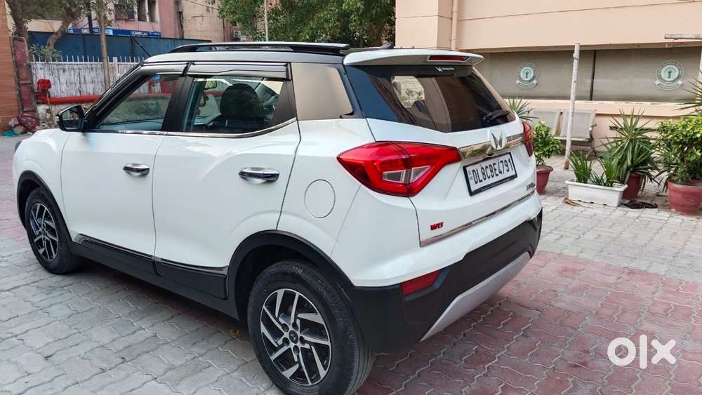 Mahindra Xuv300 W8 Option Dual Tone, 2022, Petrol