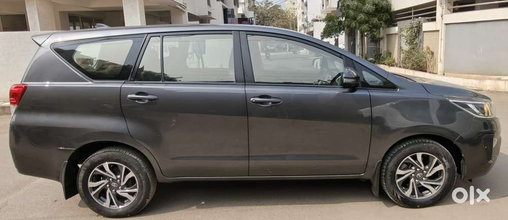 Toyota Innova Crysta [2020-ongoing] 2.4 Gx At 7 Str, 2022, Diesel