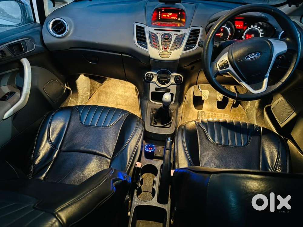 Ford Model 2012 Petrol Manual