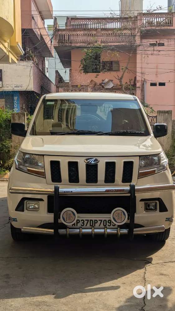 Mahindra Tuv 300 Plus 2018 Diesel Well Maintained