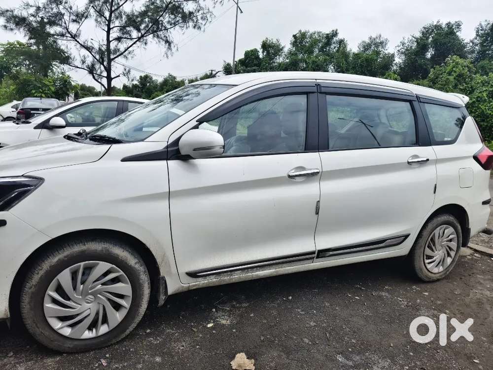 Maruti Suzuki Ertiga Vxi 2024