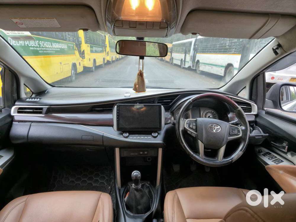 Toyota Innova Crysta 2.7 V, 2017, Diesel