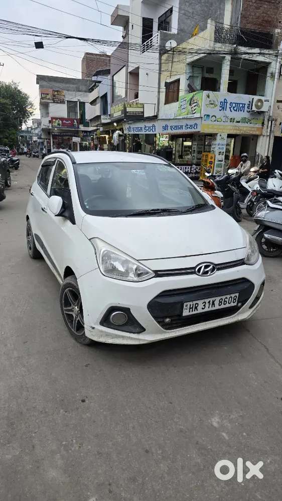 Hyundai Grand I10 2015 डीज़ल मैनुअल
