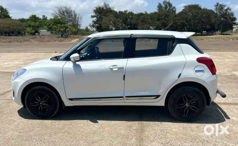 Maruti Suzuki Swift Vxi 2024