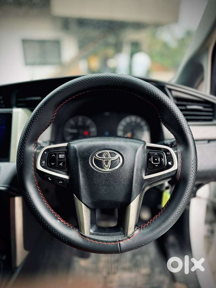 Toyota Innova Crysta [2020-ongoing] 2.7 Gx Mt 7 Str, 2017, Diesel