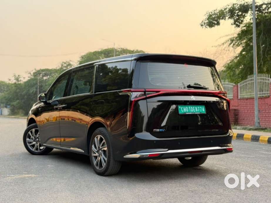 Mg M9 Presidential Limo, 2026, Electric