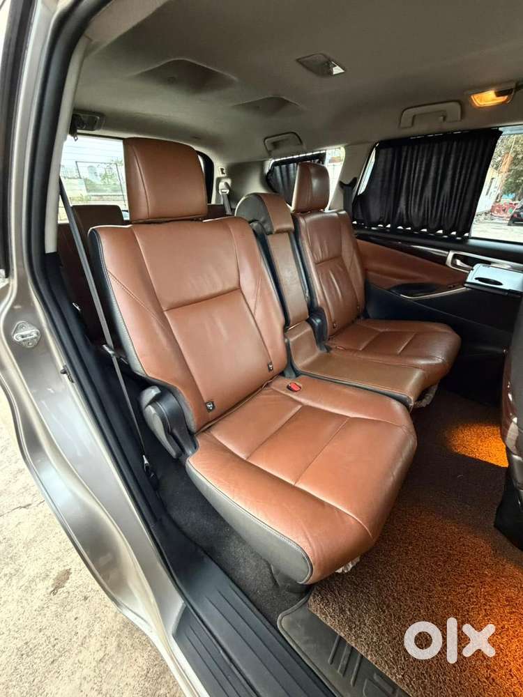 Toyota Innova Crysta 2.8 Zx At, 2016, Diesel