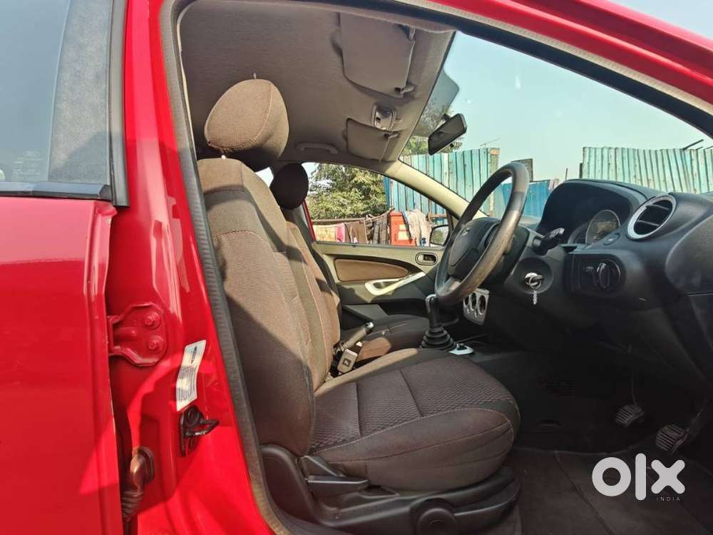 Ford Figo, 2010, Petrol