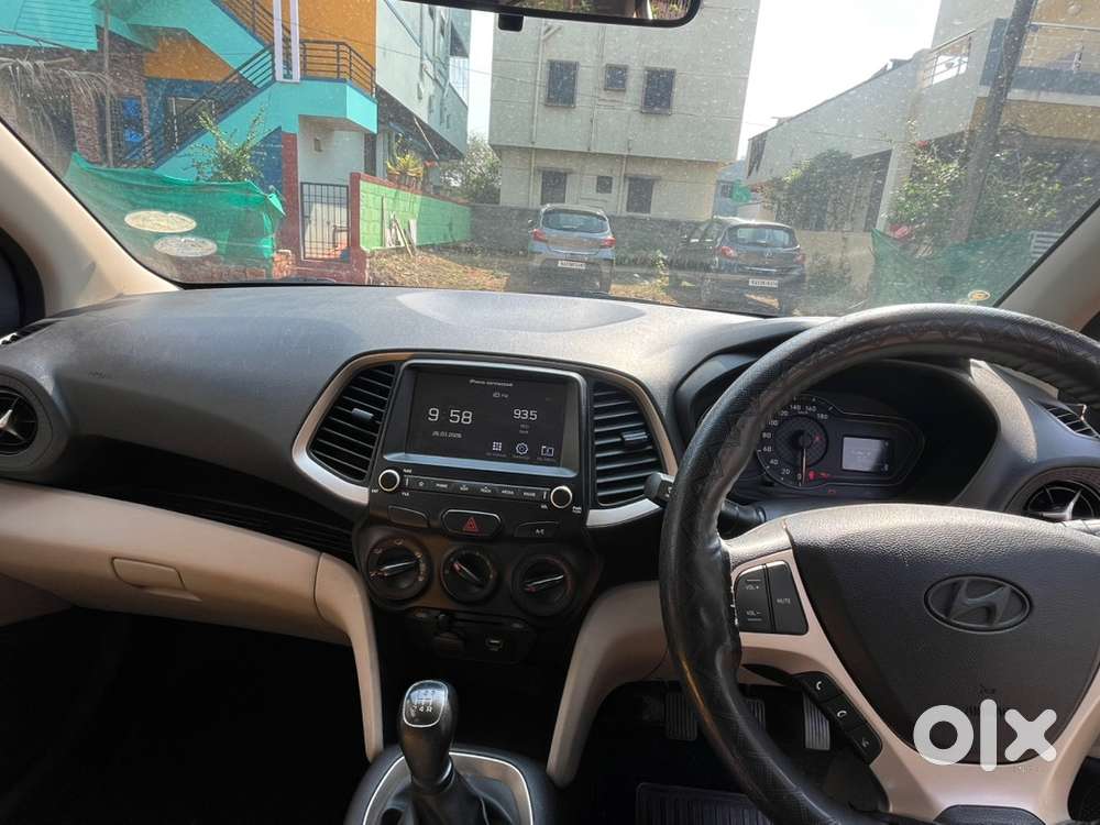 Hyundai Petrol Manual 2022