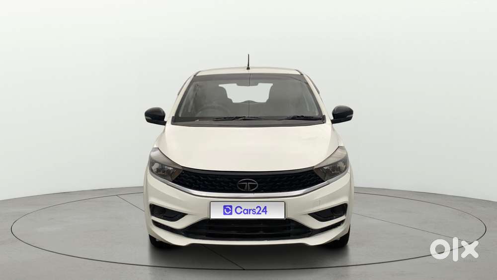 Tata Tiago 1.2 Revotron Xt, 2022, Petrol