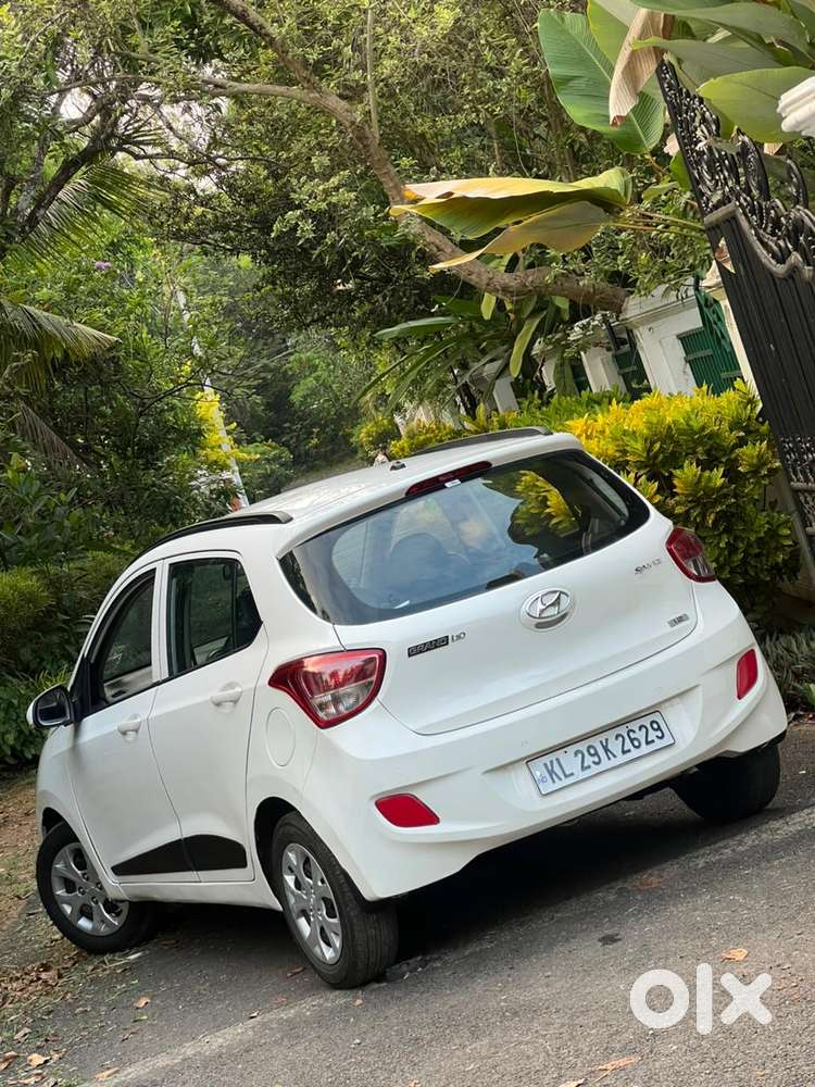 Hyundai Grand I10 Sportz O 1.2, 2015, Petrol