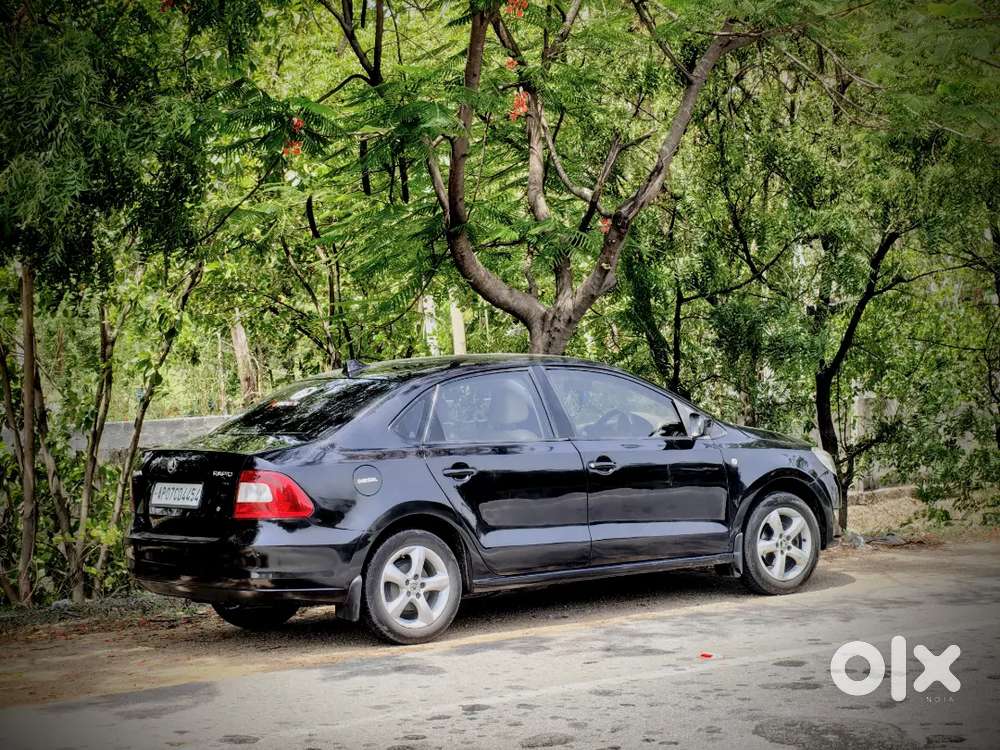 Skoda Rapid Elegance 2014 Mt Diesel
