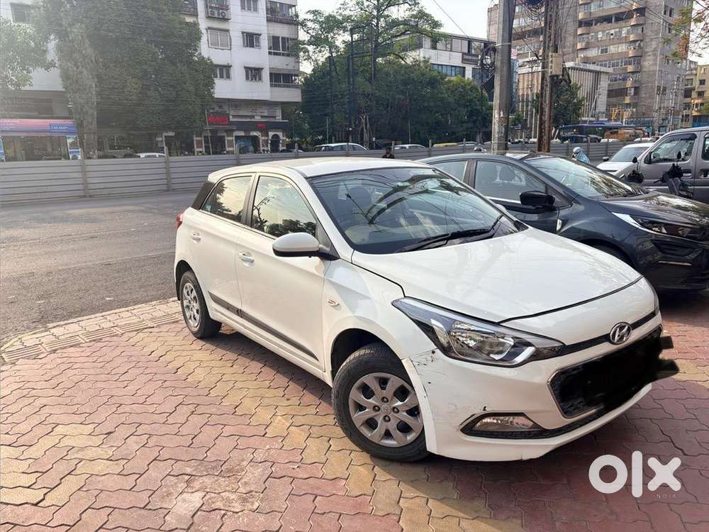 Hyundai I20 2016 Diesel Well Maintained Single Hand Driven