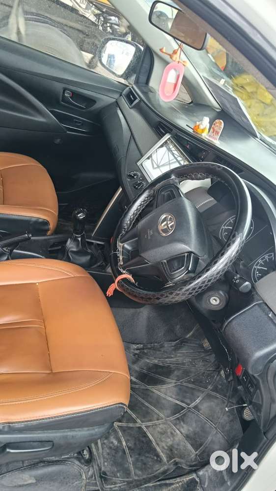 Toyota Innova Crysta 2019