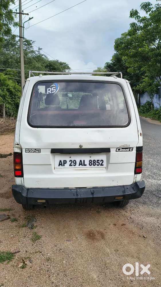 Maruti Suzuki Omni 2011 5 Seater