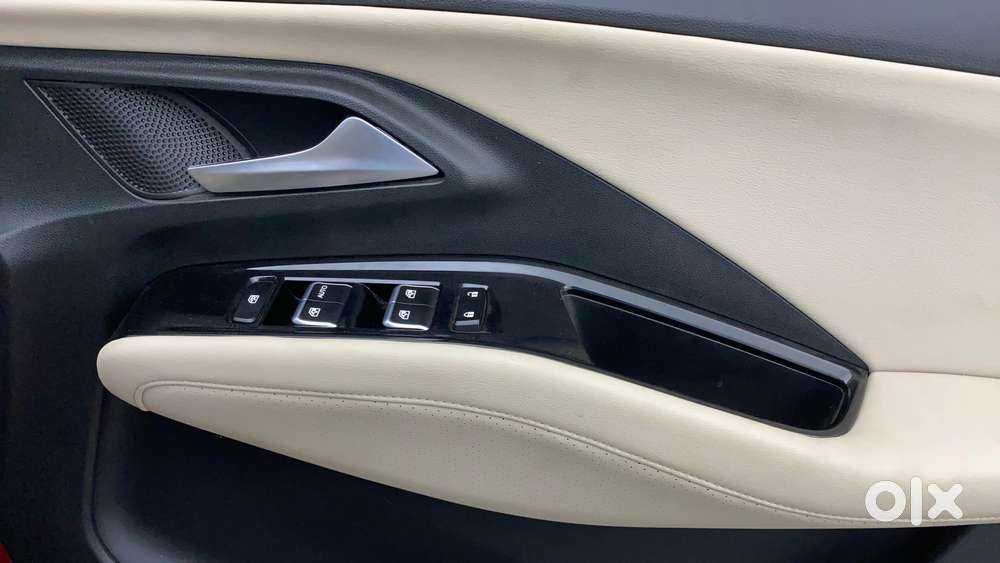 Mg Hector Sharp Pro 1.5 Turbo Mt, 2023, Petrol