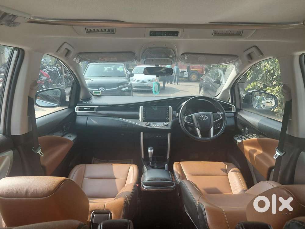 Toyota Innova Crysta, 2021, Petrol