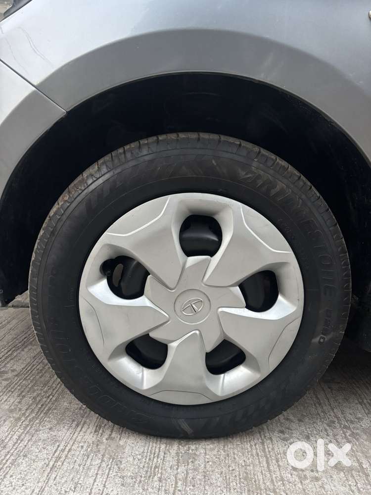 Tata Tiago 1.2 Revotron Xt (o), 2018, Petrol