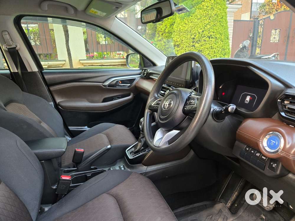 Toyota Urban Cruiser Hyryder 1.5 G Hybrid, 2023, Cng & Hybrids