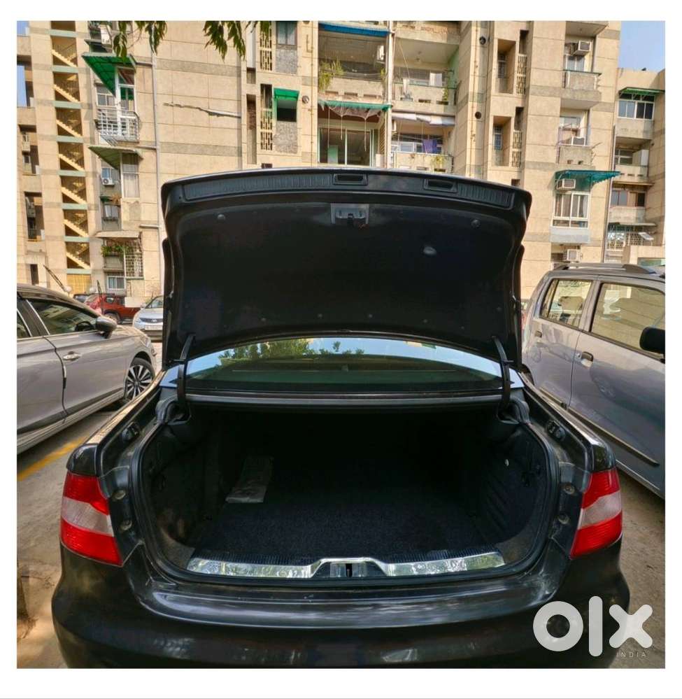 Skoda Superb Sunroof Elegance 1.8 Tsi