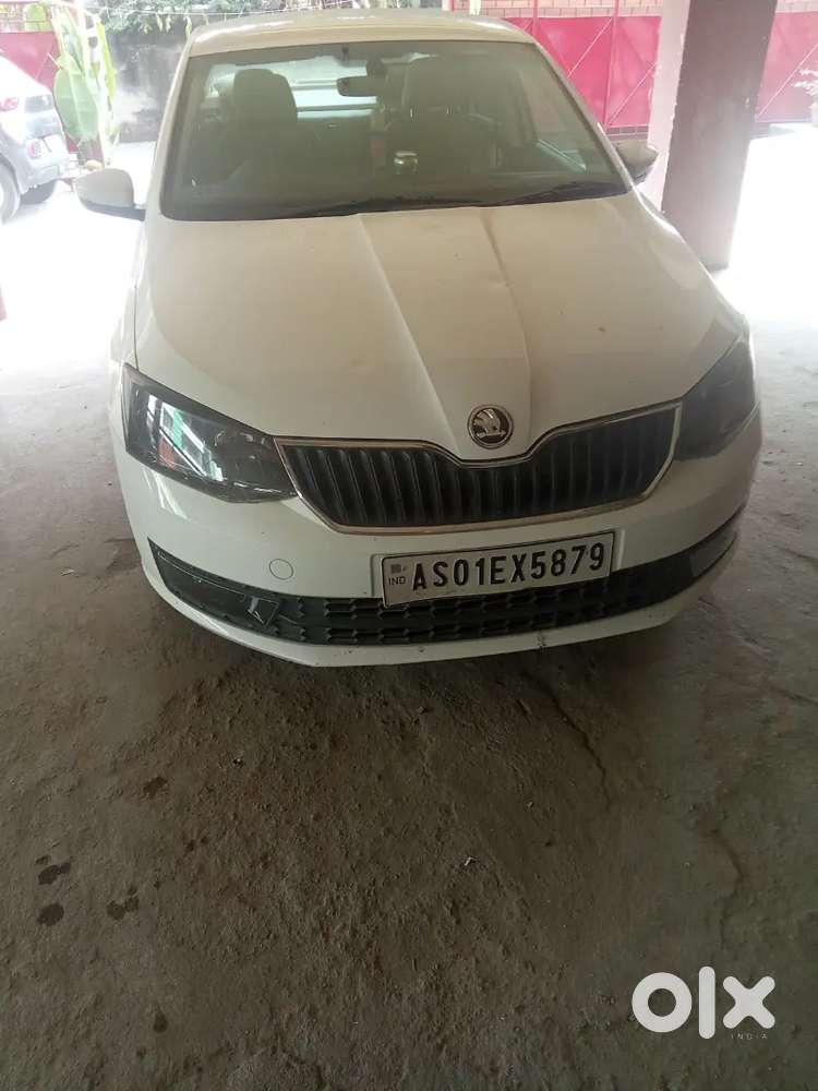 Skoda Rapid 2021 Petrol 25600 Km Driven