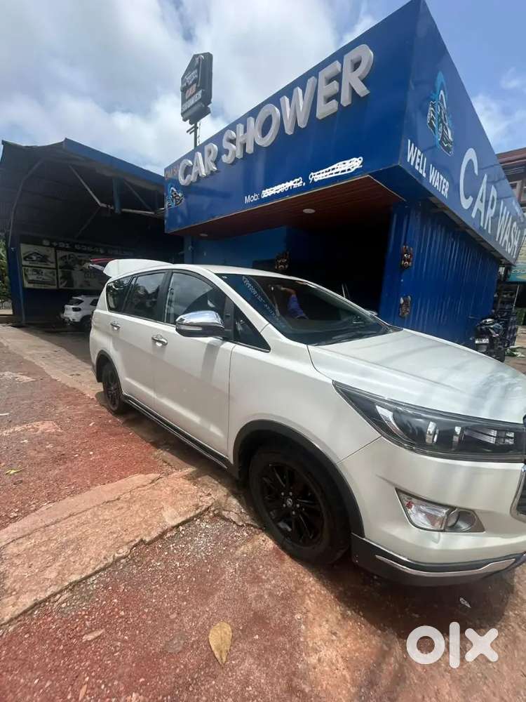 Toyota Innova Crysta 2017