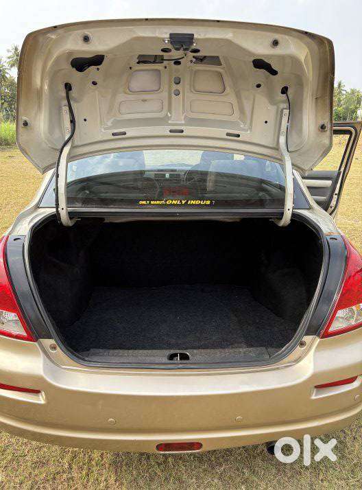 Maruti Suzuki Swift Dzire Vdi Bsiv, 2011, Diesel