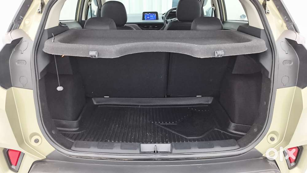 Tata Nexon 1.2 Revotron Xz Plus Premium, 2022, Petrol