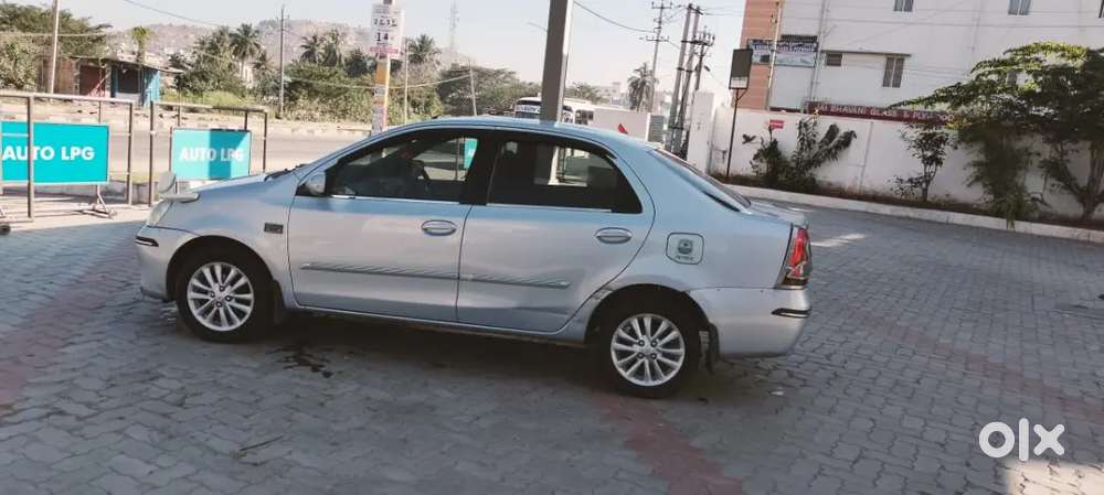 Toyota Etios 2011 Petrol 150000 Km Driven
