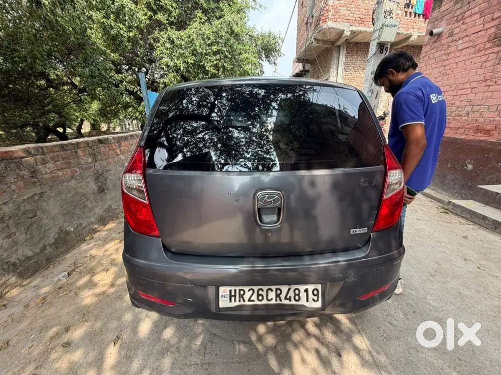Hyundai I10 Sportz 2015 Km Driven