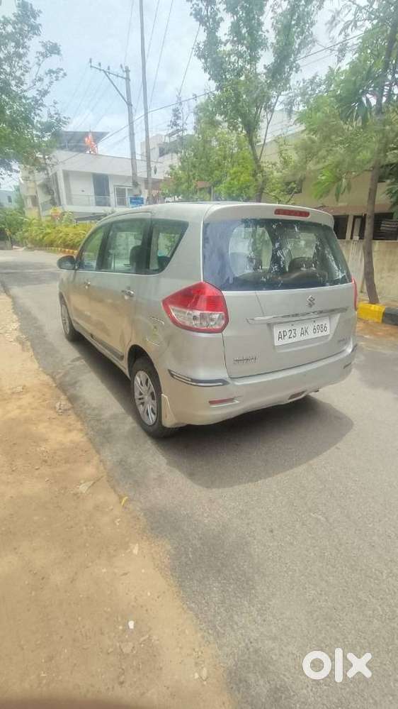 Maruti Suzuki Ertiga Vxi Abs, 2014, Petrol