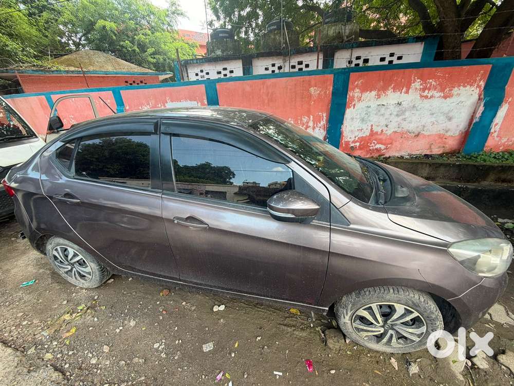 2018 Tata Tigor  Out Fit Cng With Rc Card Maintain
