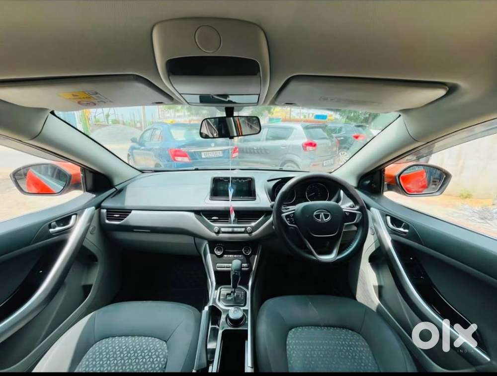 Tata Nexon 1.2 Revotron Xza Plus Dualtone, 2019, Petrol