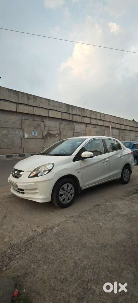 Honda Amaze, 2015, Petrol