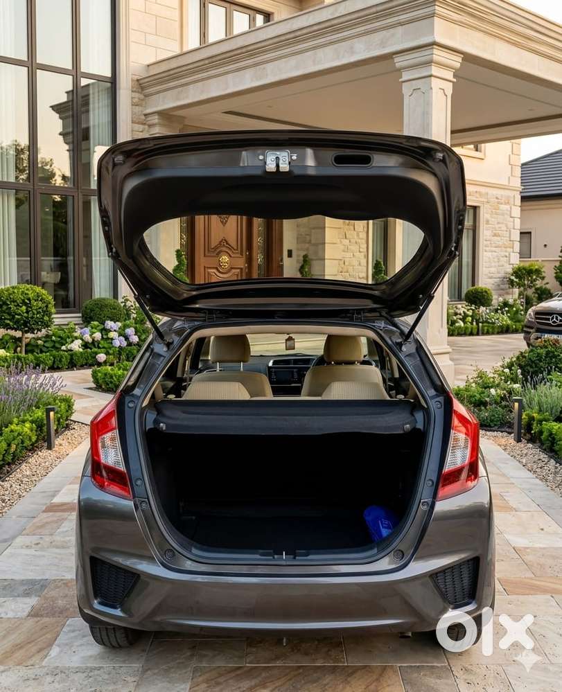 Honda Jazz V Automatic, 2017, Petrol