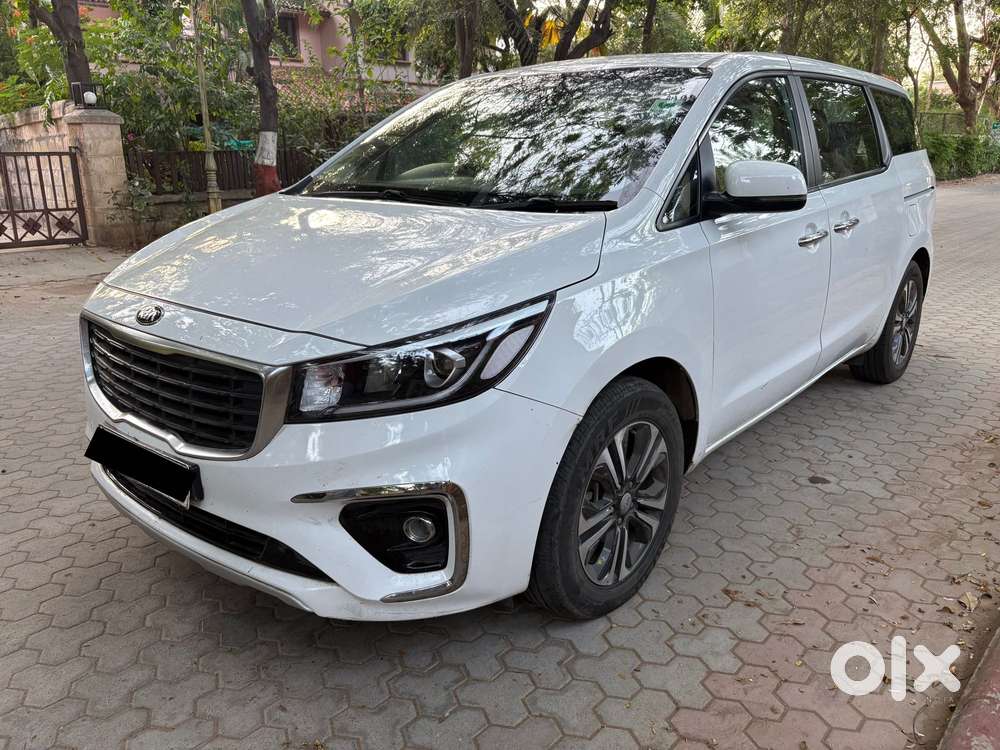 Kia Carnival Premium, 2021, Diesel