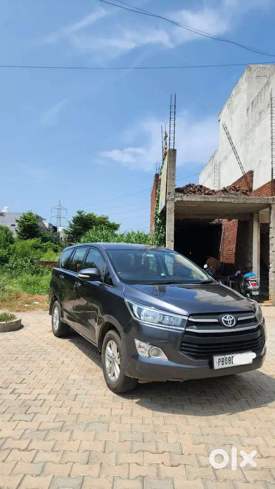 Toyota Innova Crysta 2017
