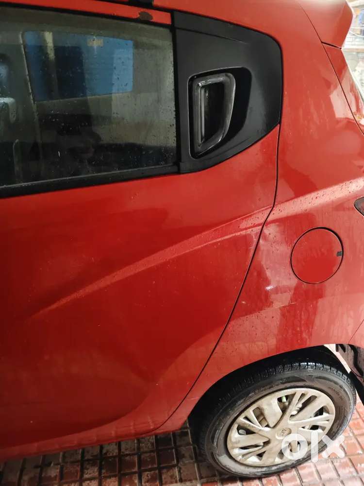 Mahindra Kuv 100 2016