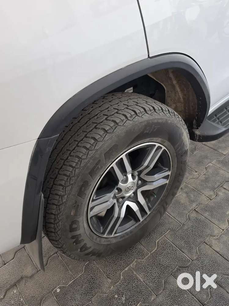 Toyota Fortuner Automatic