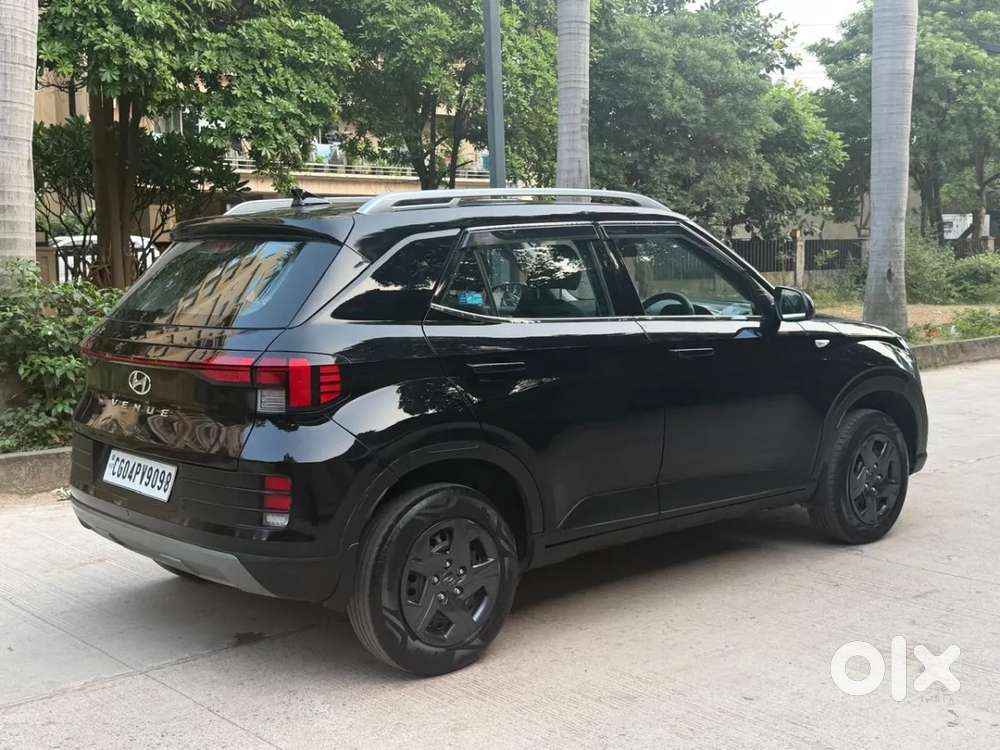 Hyundai Venue S 1.2 Petrol, 2024, Petrol