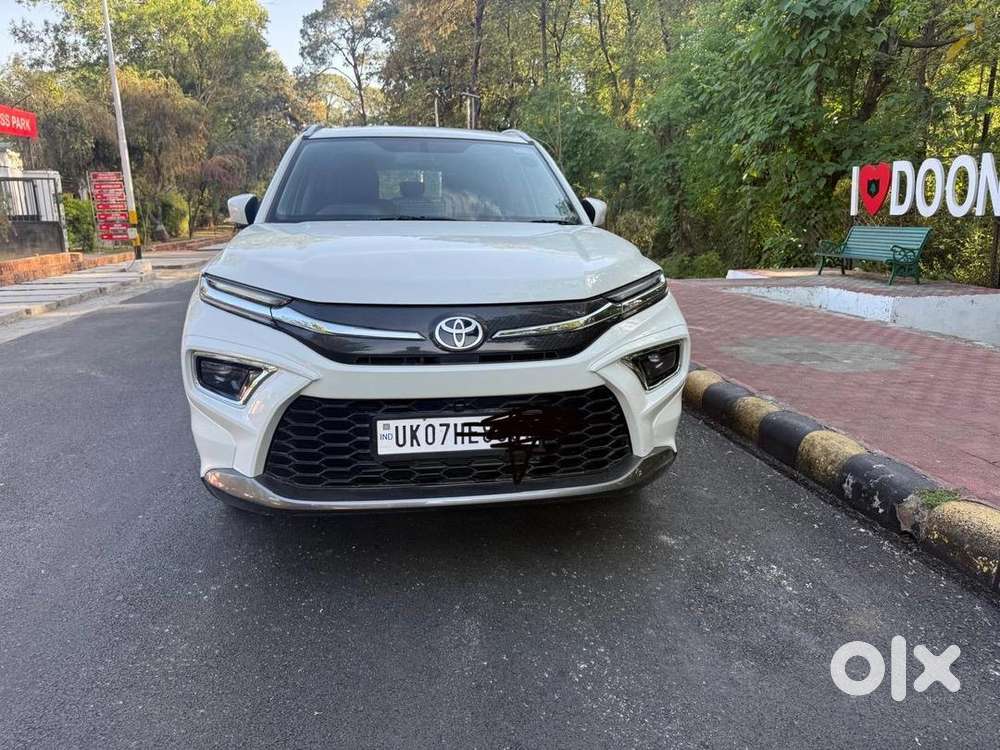 Toyota Urban Cruiser Hyryder 2025 Petrol 8200 Km Driven