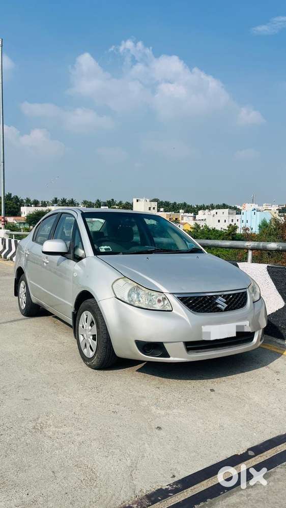 Maruti Suzuki Sx4 2007-2012 Vxi Bsiv, 2011, Petrol