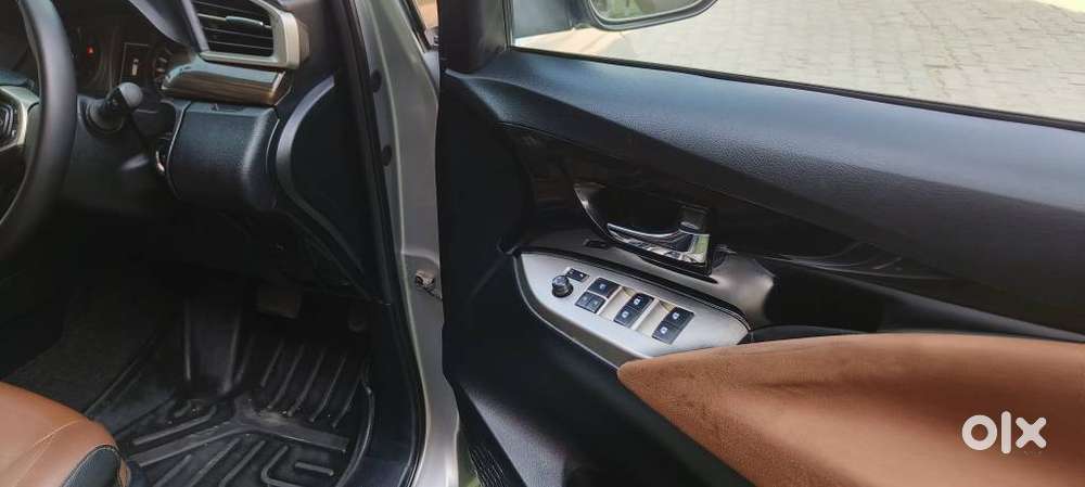 Toyota Innova Crysta 2.8z Automatic, 2018, Diesel