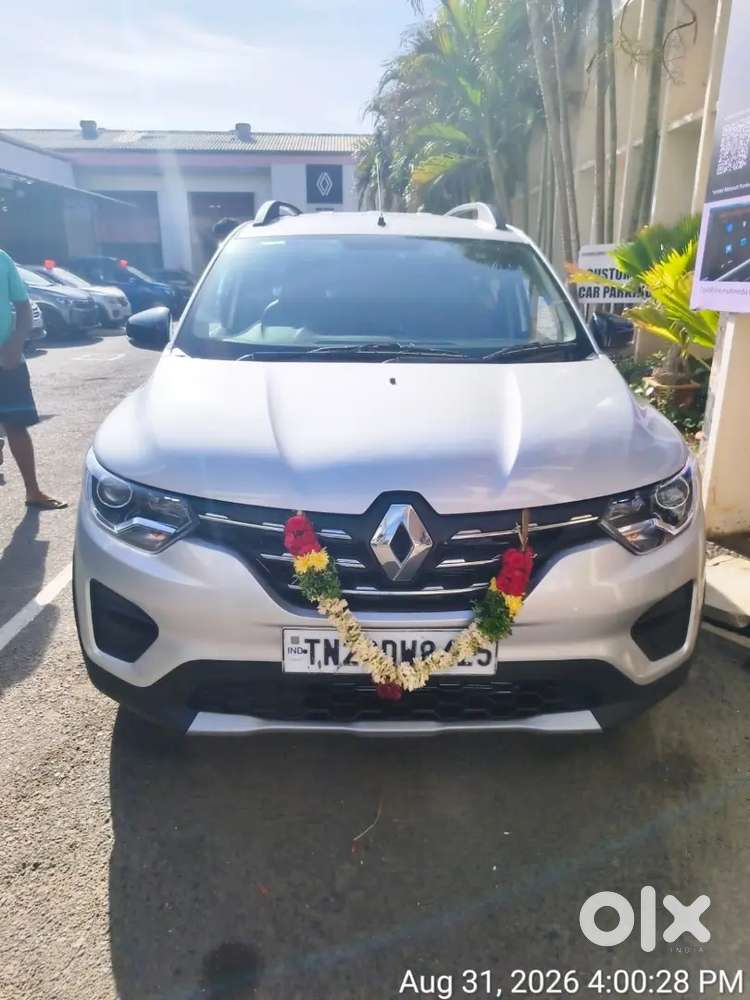 Renault Triber Rxt 2022 Petrol Automatic