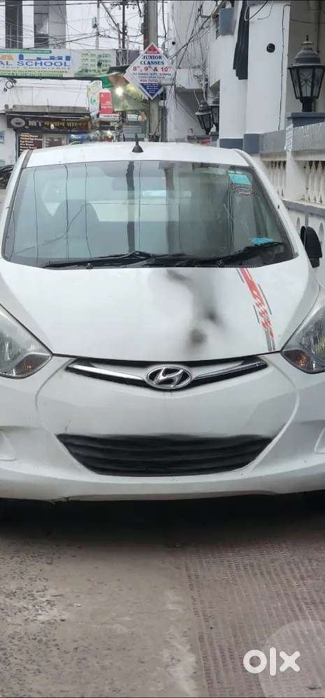 Hyundai Eon 2015 Petrol Well Maintained