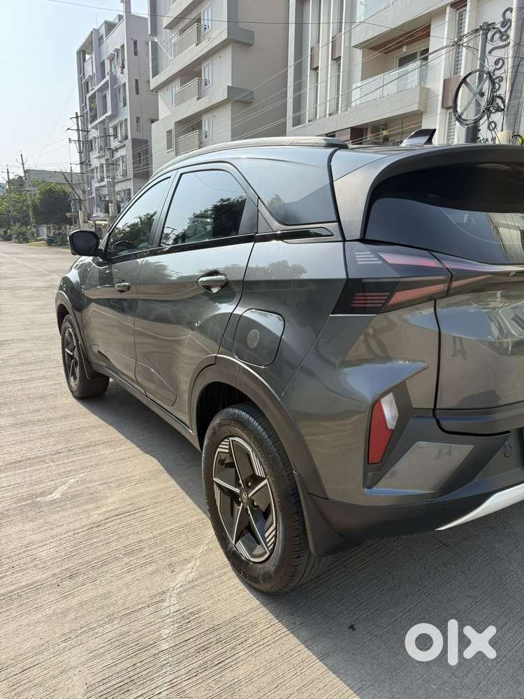 Tata Nexon Creative Plus 1.2 Revotron Petrol 6 Mt, 2024, Petrol