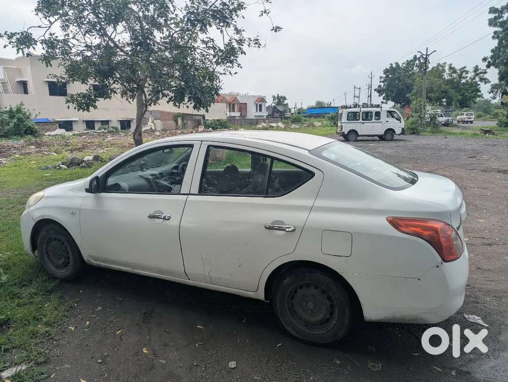 Nissan Sunny Xl 2013