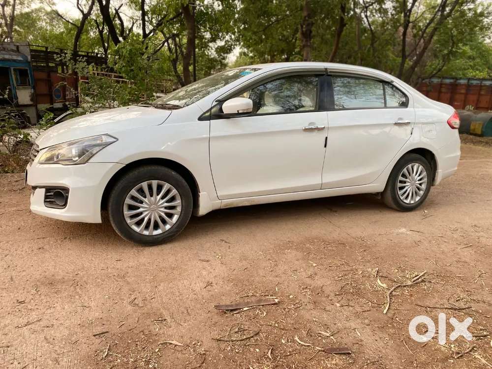 हमारे पास सभी प्रकार के गाड़ी उपलब्ध है कम रेट में अच्छी गाड़ी है