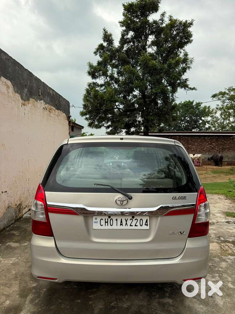 Toyota Innova Diesel 2014