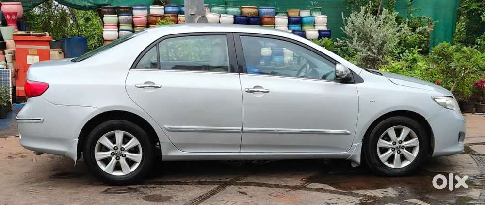 Toyota Corolla Altis 2011